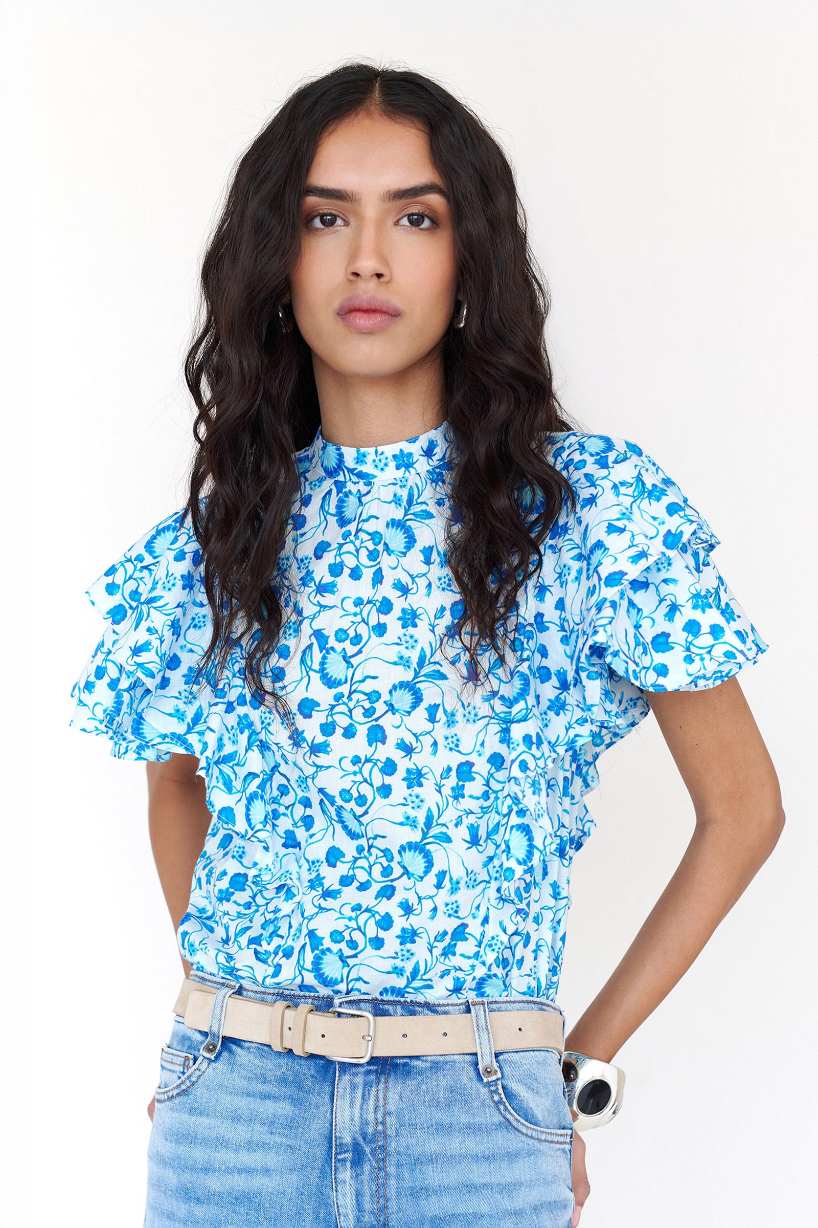 Bebe Top Clam Garland River