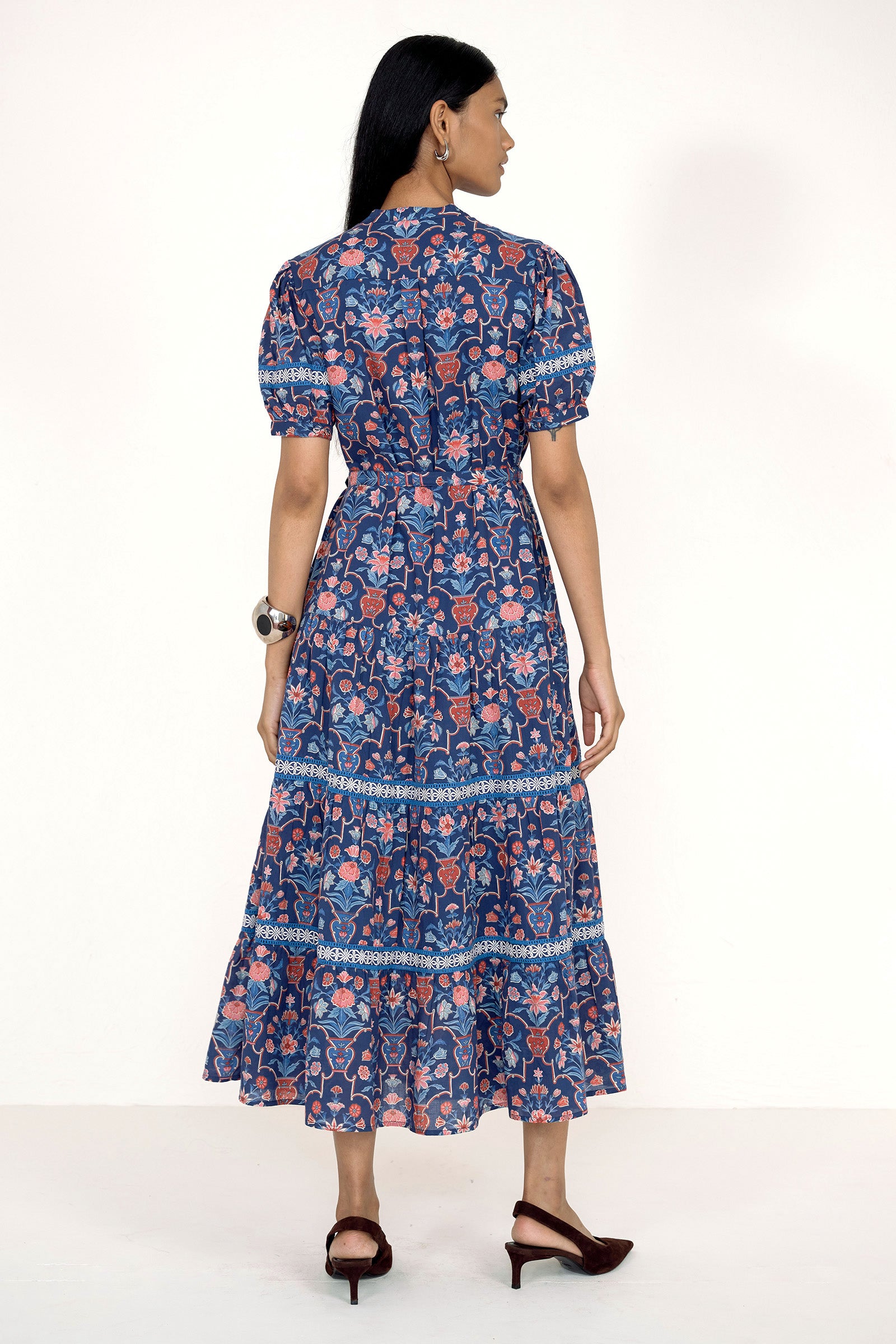 Saylor Dress Floral Vase Medieval Blue