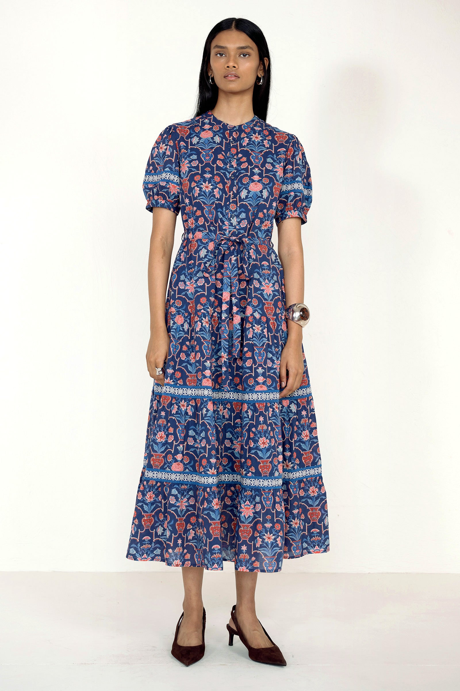 Saylor Dress Floral Vase Medieval Blue