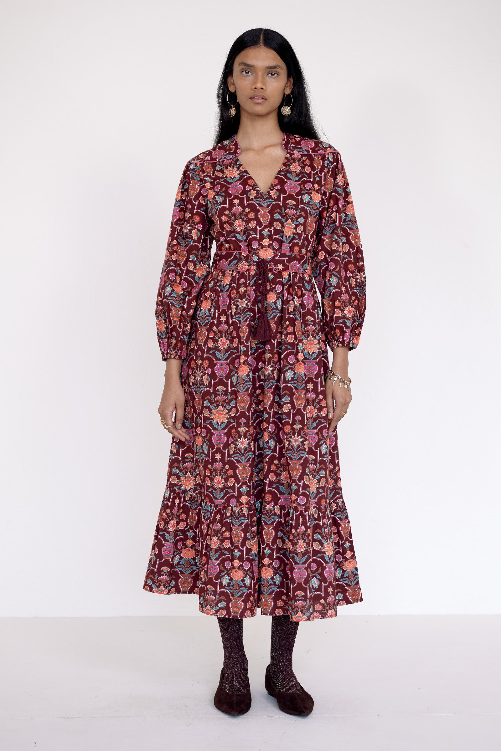 Victoria Dress Floral Vase Chestnut