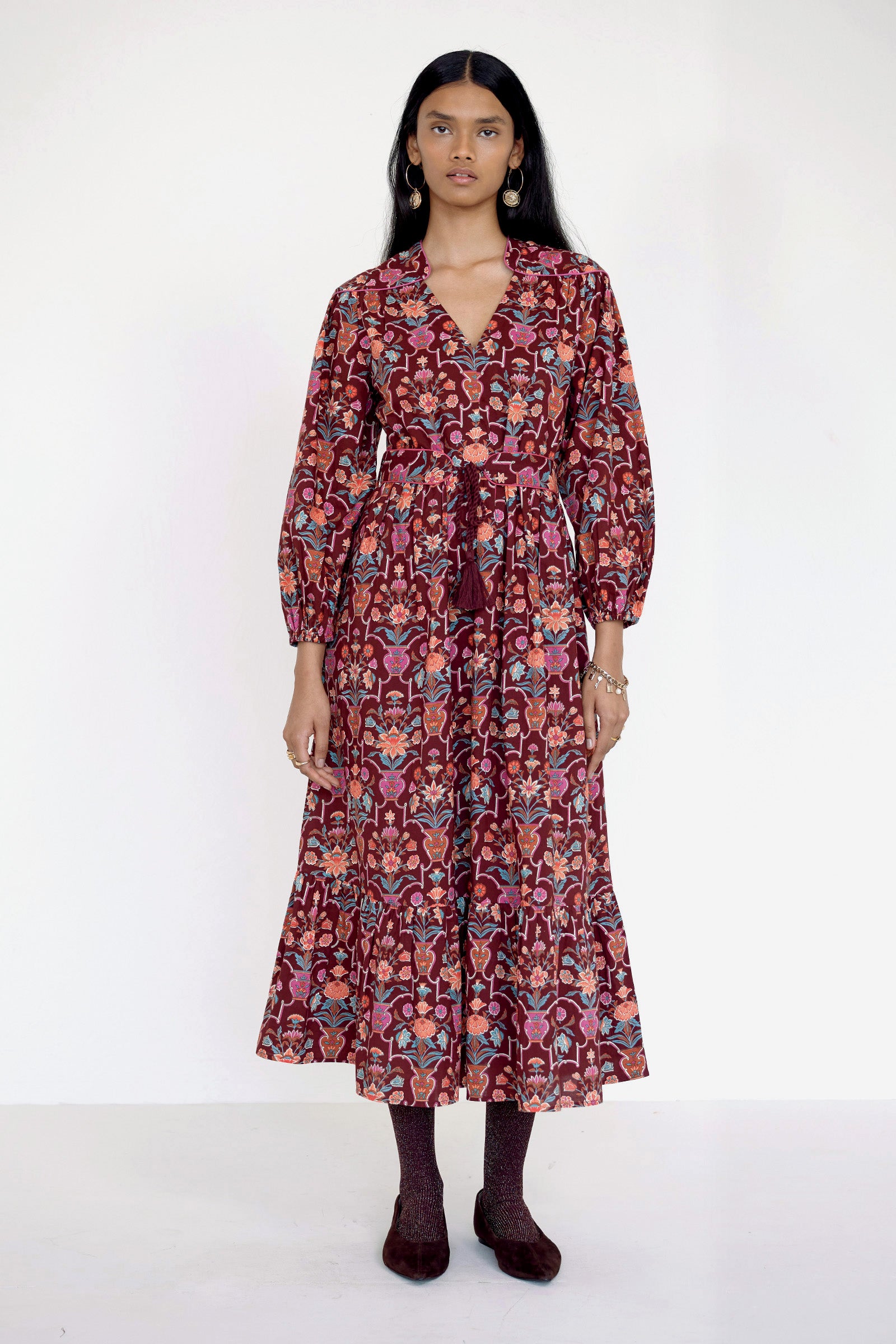 Victoria Dress Floral Vase Chestnut