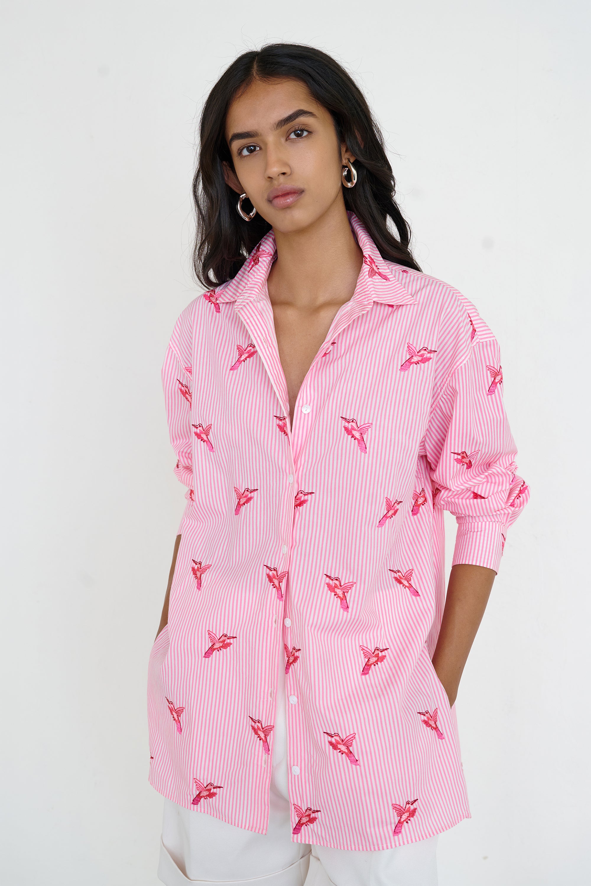 Jamie Shirt Embroidery Hummingbird