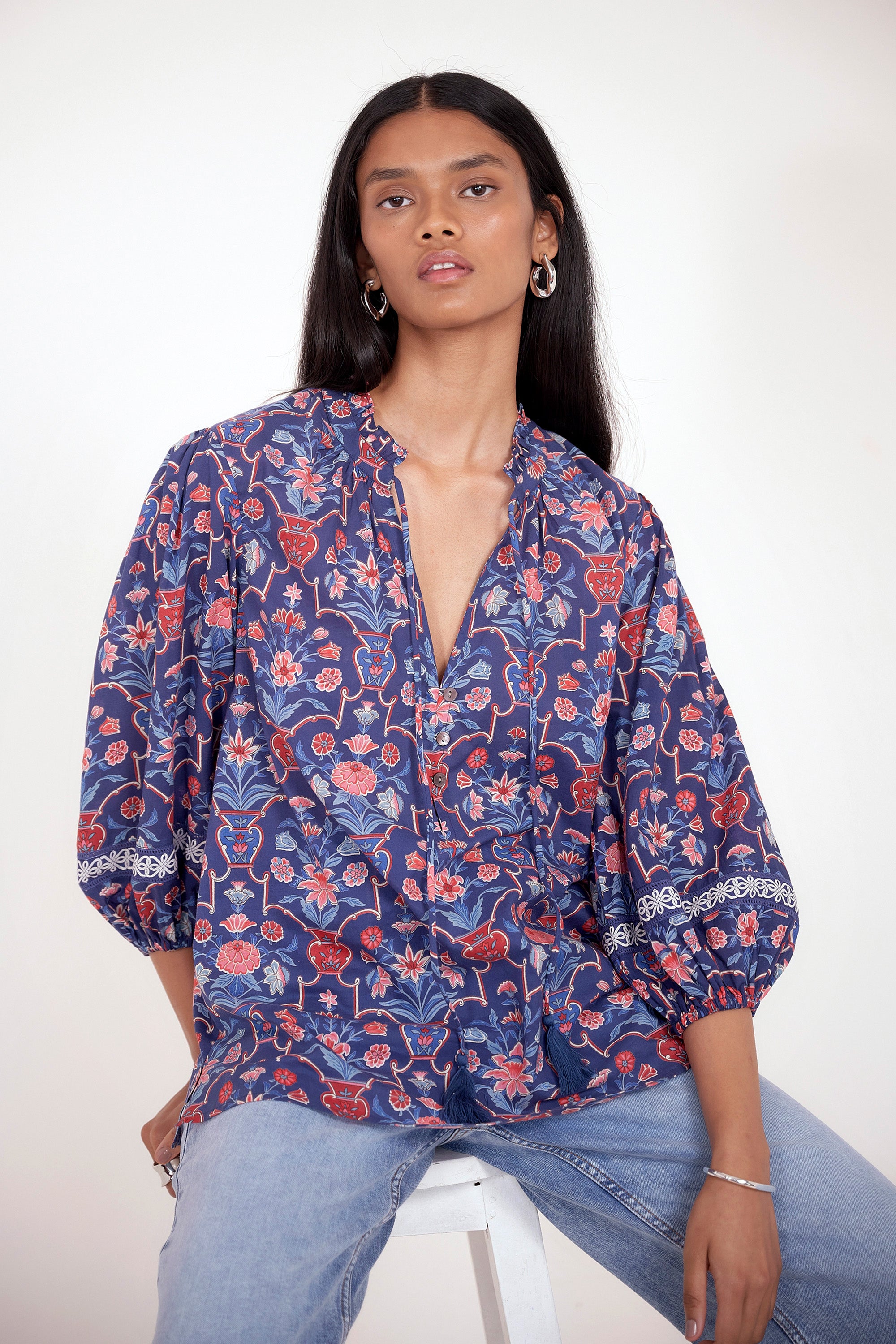 Lorna Top Floral Vase Medieval Blue