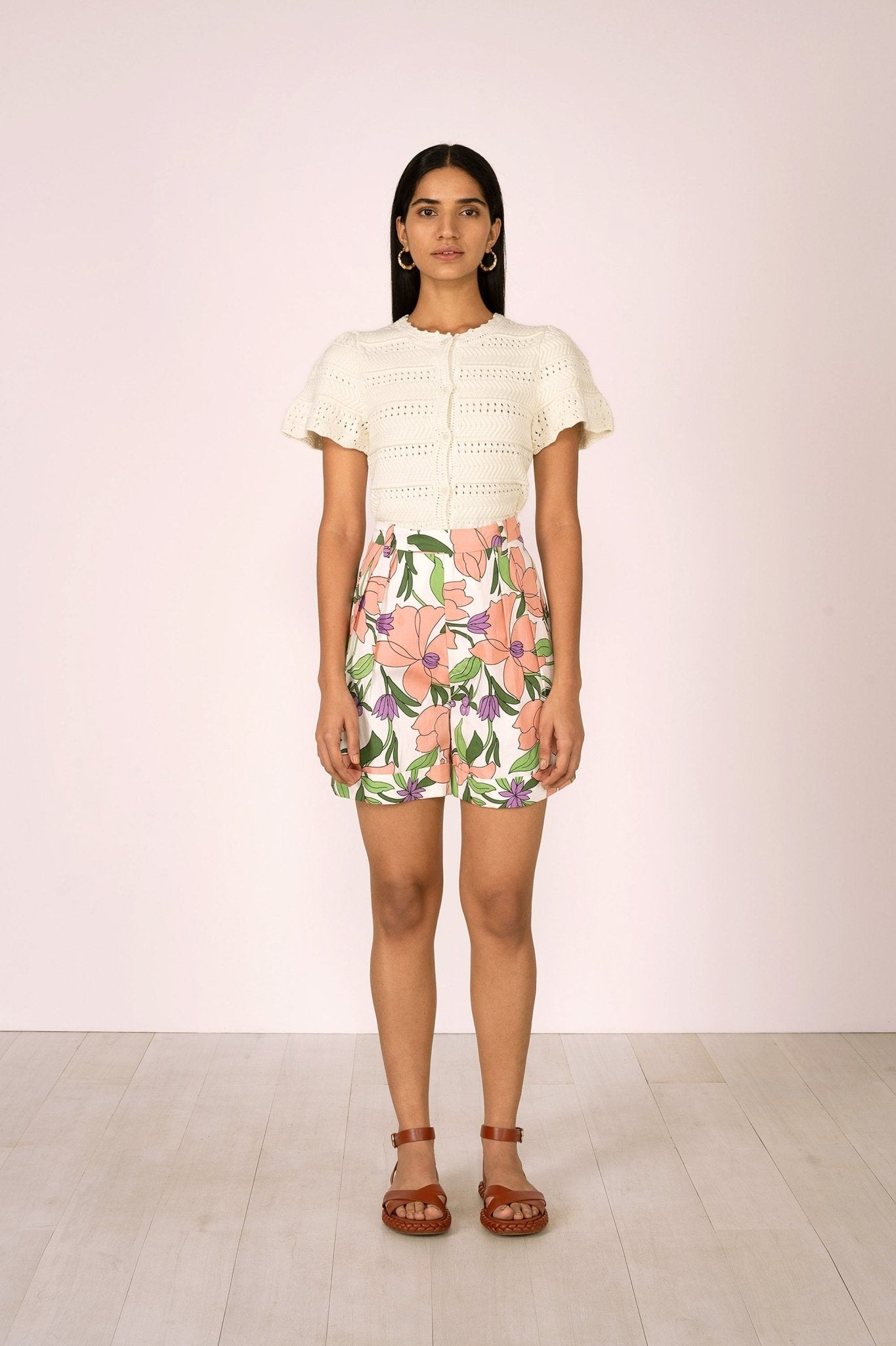 Nikola Shorts Magnolia Quartz