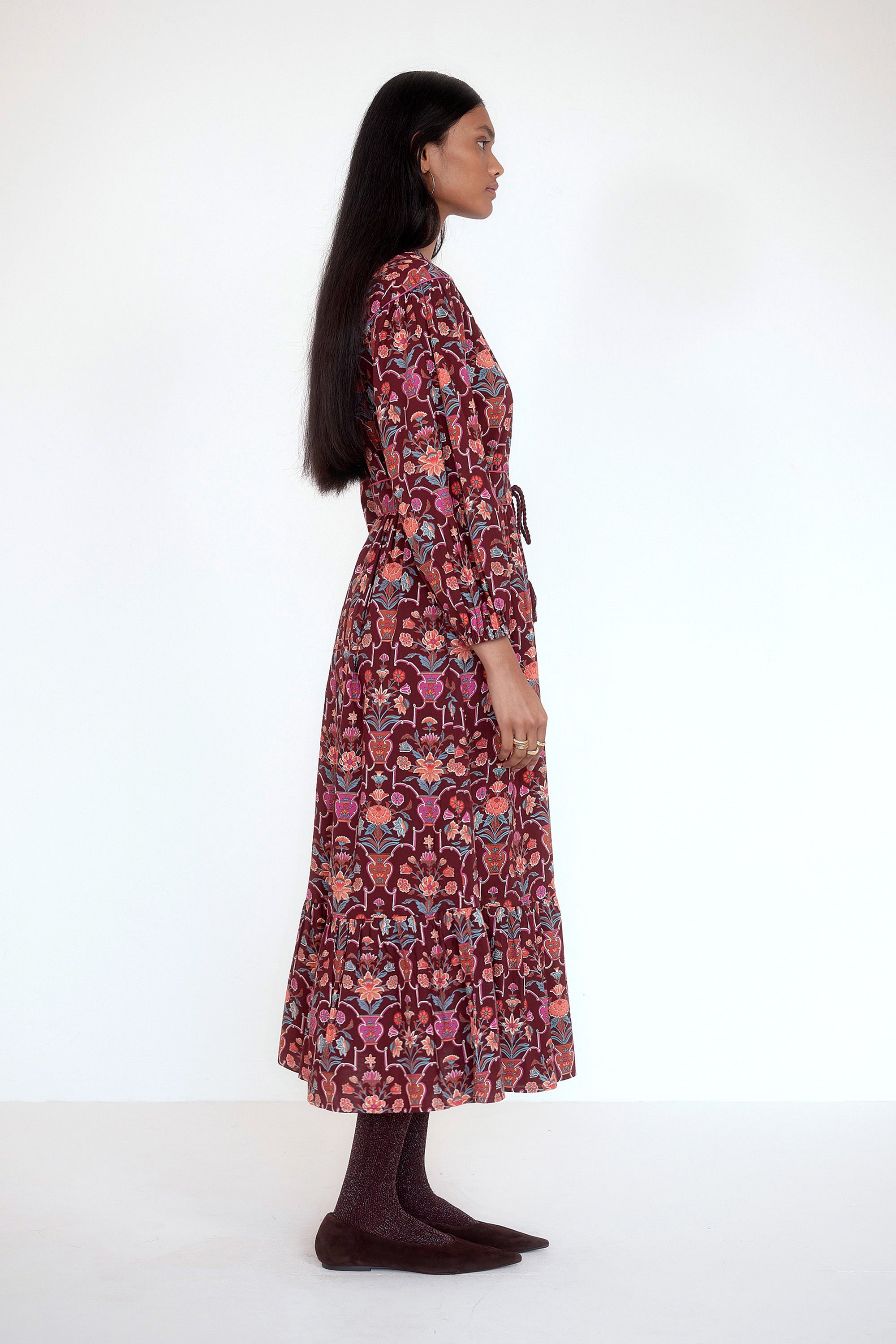 Victoria Dress Floral Vase Chestnut