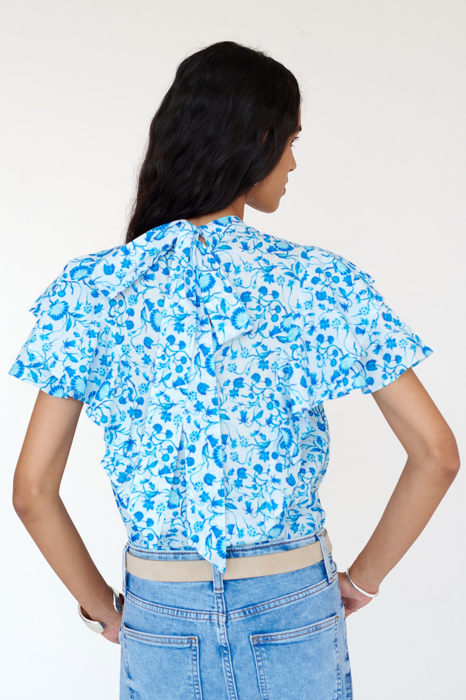 Bebe Top Clam Garland River