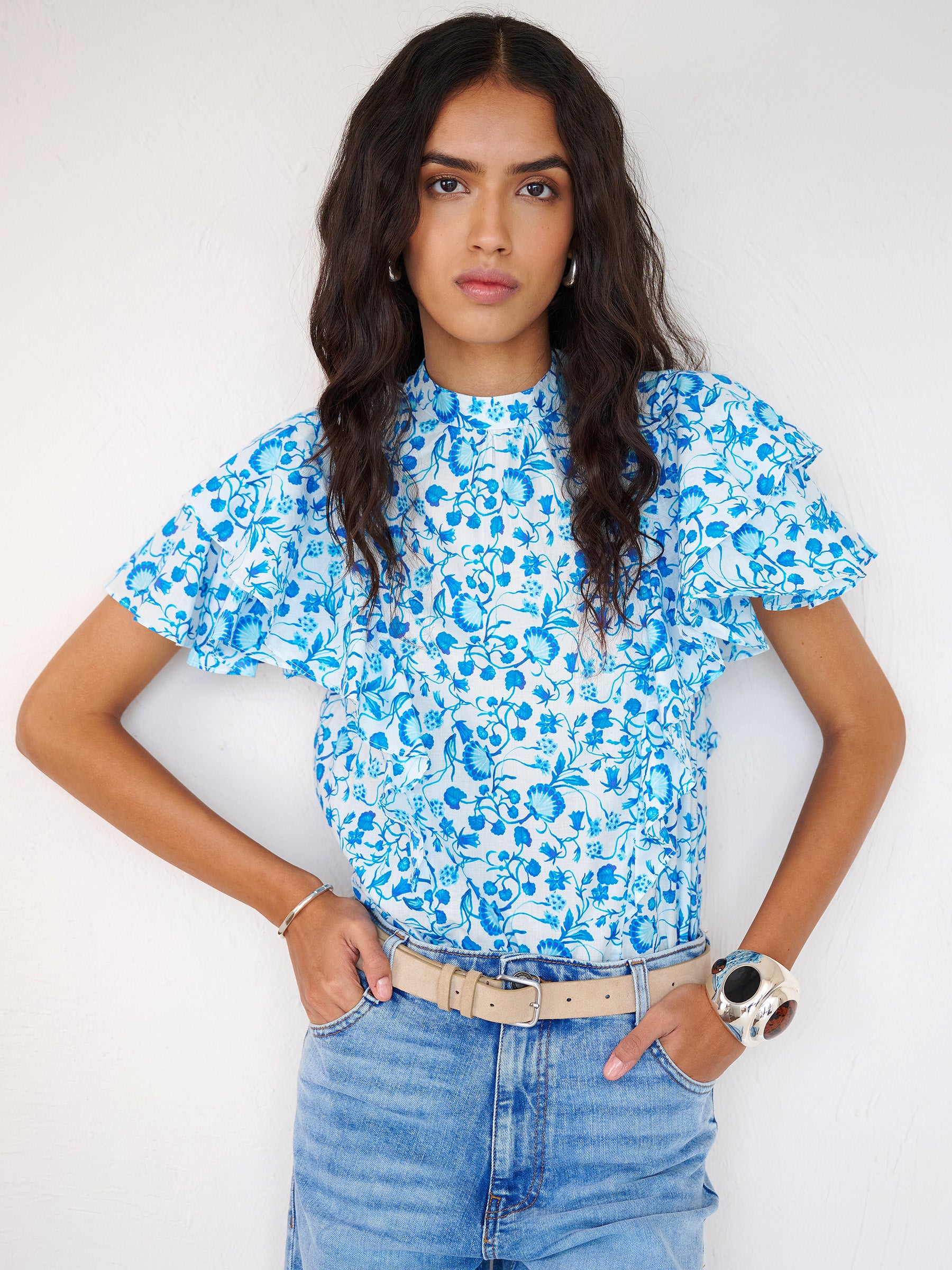 Bebe Top Clam Garland River