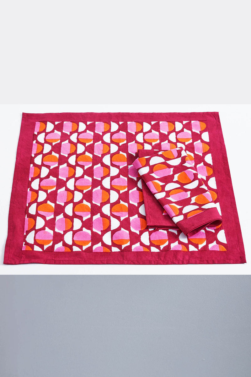 Four Curlew Curve Claret Napkins