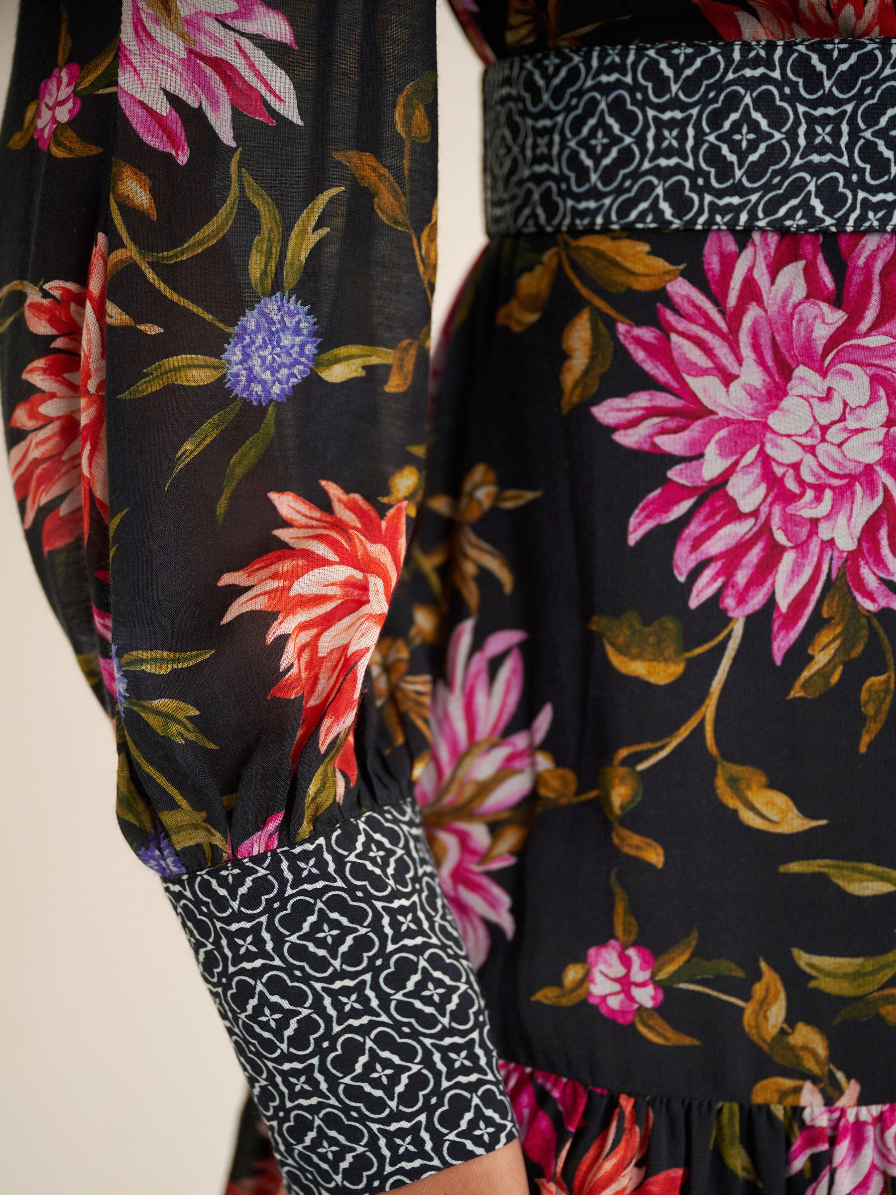 Kay Dress Dahlia Jet
