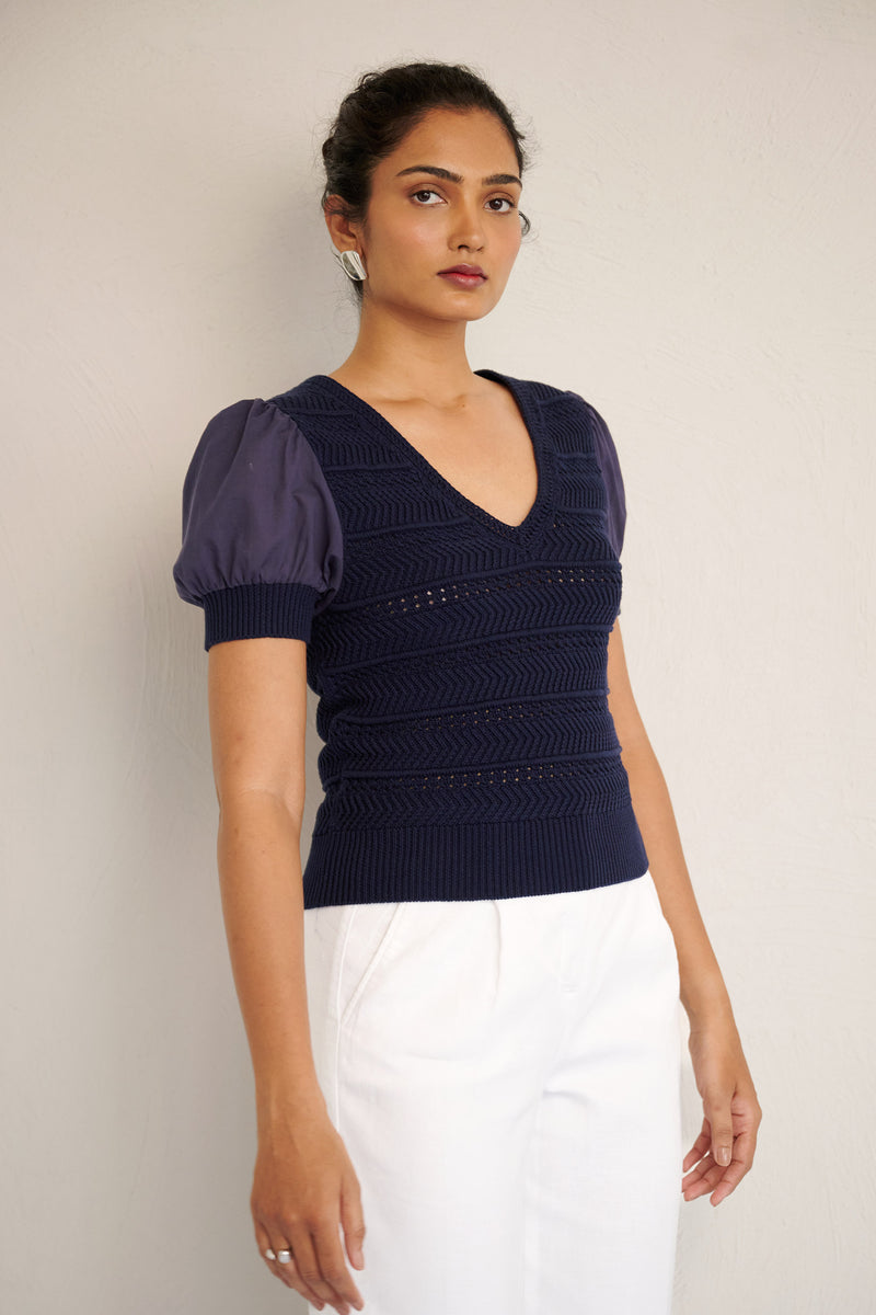 Patti V-Neck Oxford
