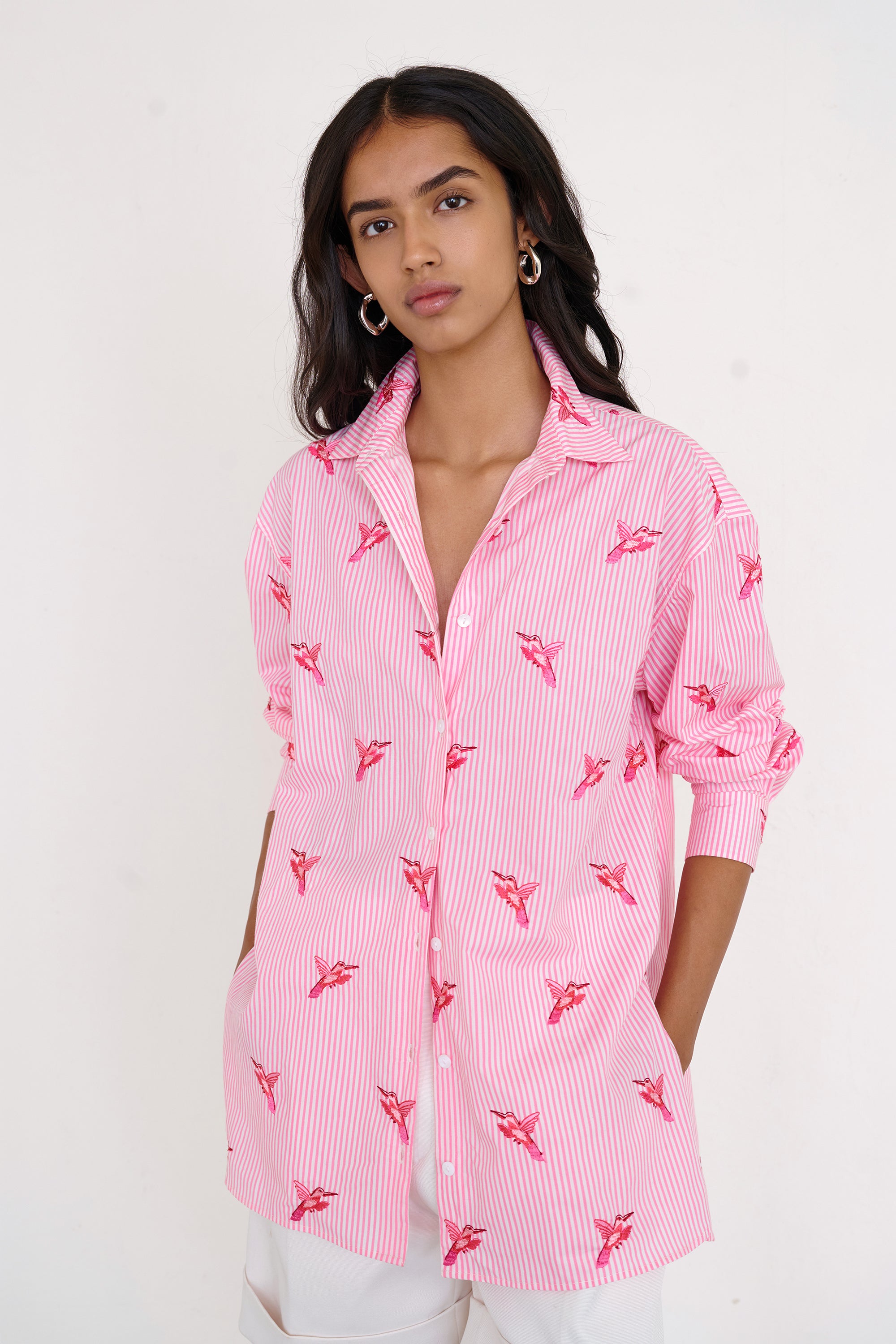 Jamie Shirt Embroidery Hummingbird