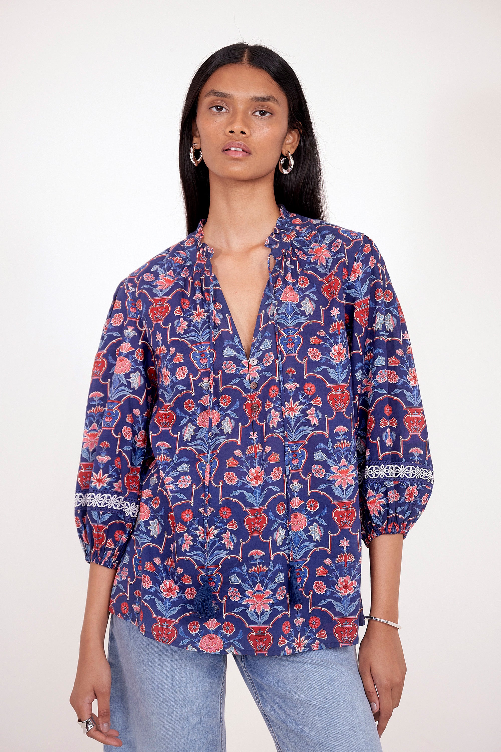 Lorna Top Floral Vase Medieval Blue