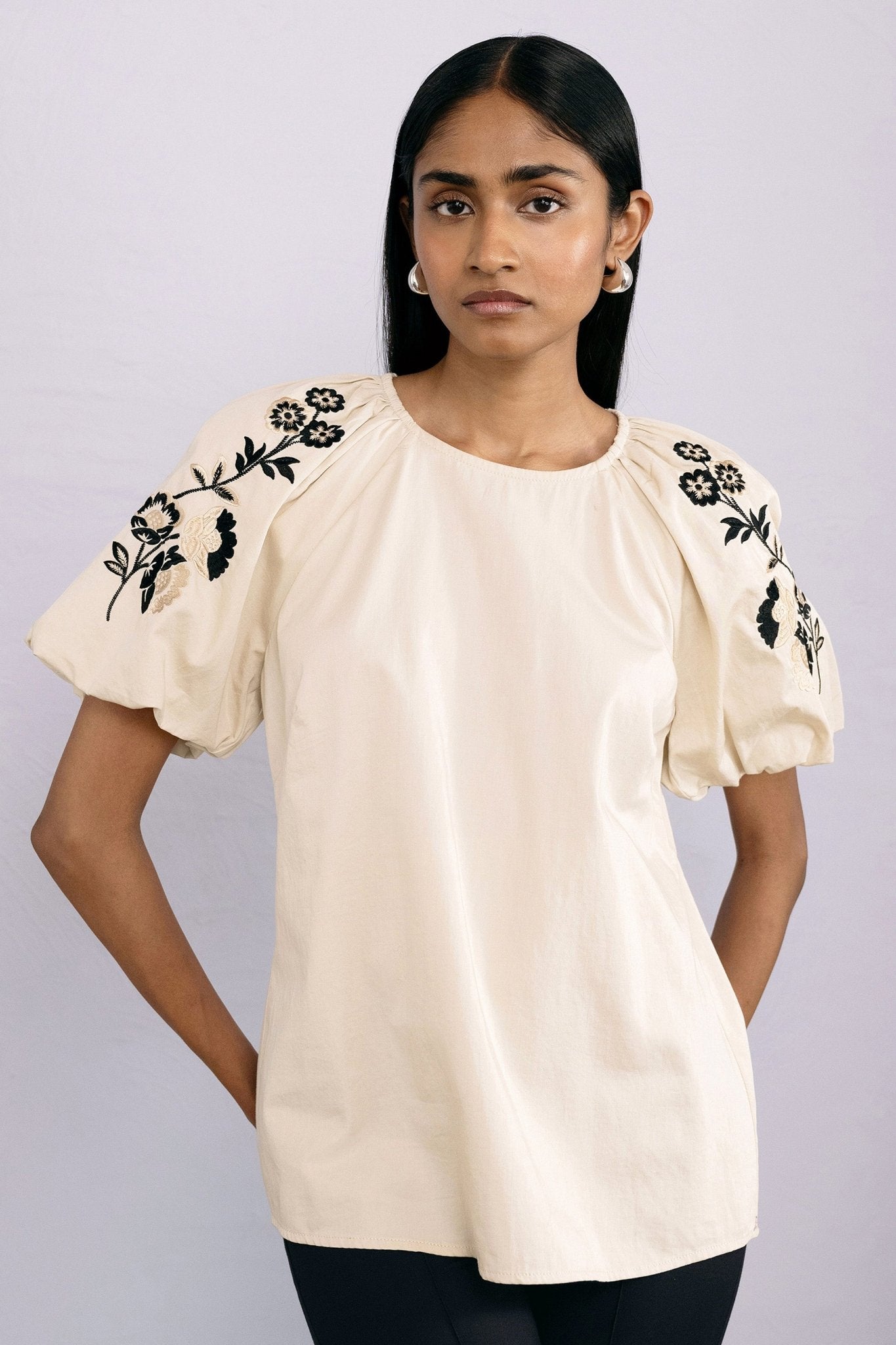 Santos Top Floral Embroidery Oyster