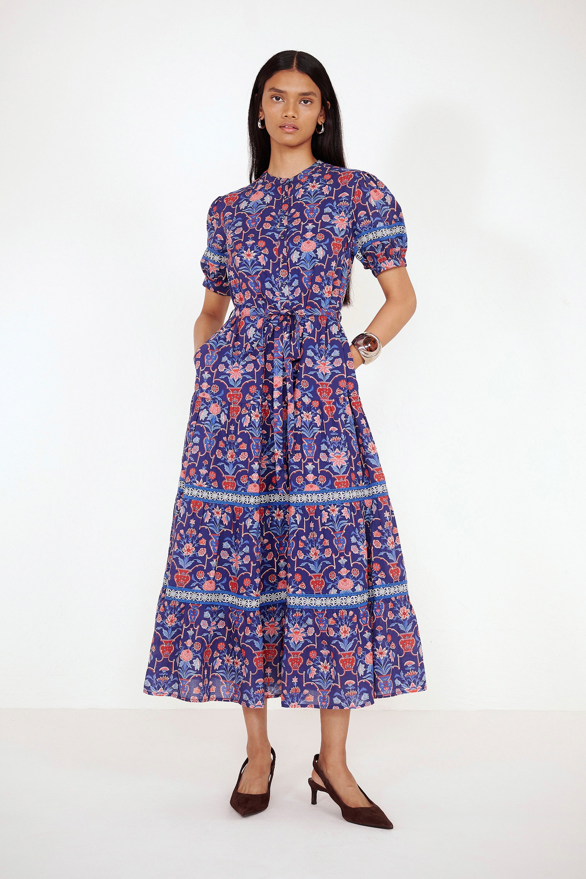 Saylor Dress Floral Vase Medieval Blue
