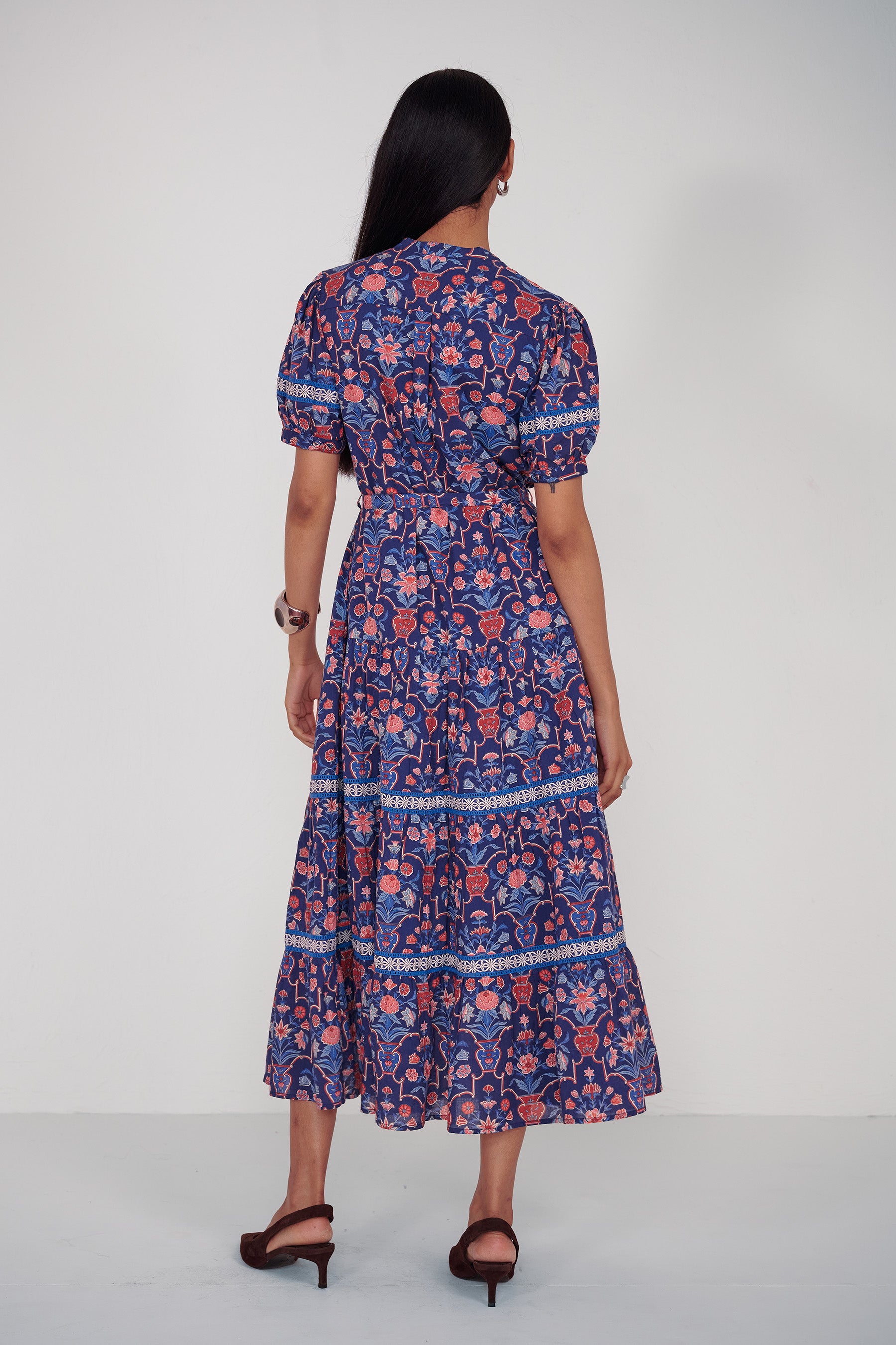 Saylor Dress Floral Vase Medieval Blue