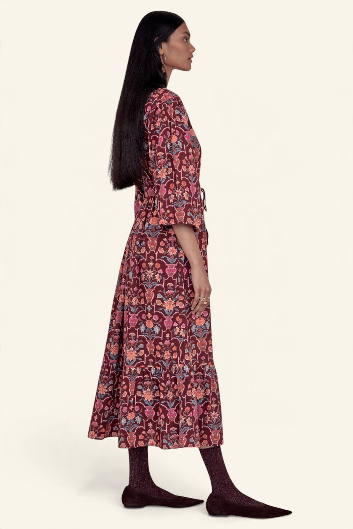 Victoria Dress Floral Vase Chestnut